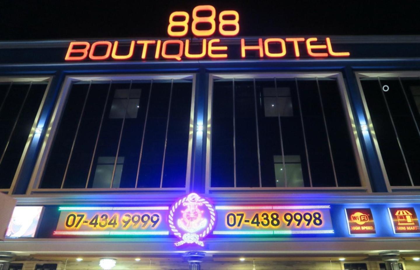 888 Boutique Hotel Бату Пахат Екстериор снимка