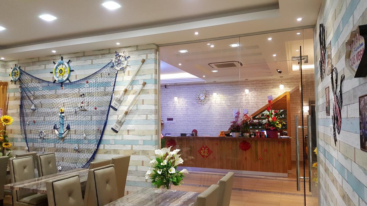 888 Boutique Hotel Бату Пахат Екстериор снимка